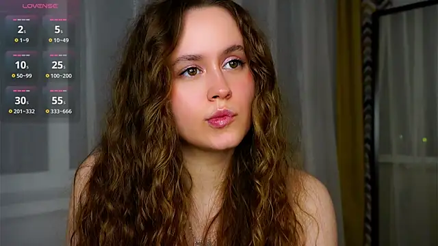 SusannaScholler online show from 11/30/25, 08:46