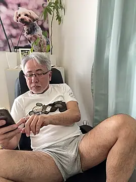 gholly2007 online show from 04/11/26, 02:27