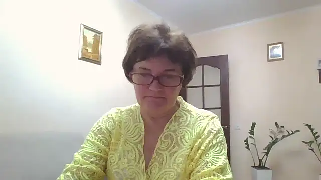 Galina56301 online show from 10/23/25, 04:06