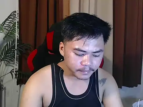 Snapshot of hot_emman chatting on 05/27/26, 04:53 hot emman online show from 05/27/26, 04:53