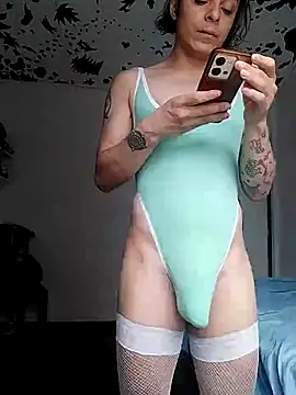 oxxy jean online show from 04/15/26, 12:23