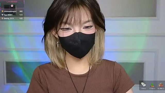      Panda      online show from 04/11/26, 06:45