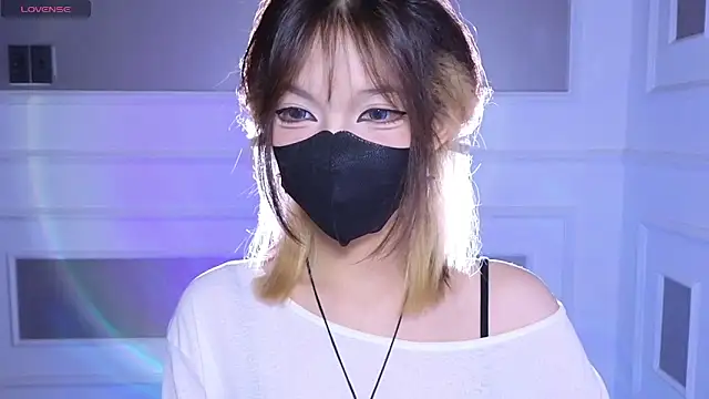      Panda      online show from 05/30/26, 03:47