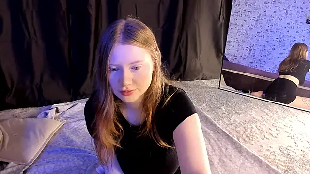 Lillie Berry online show from 10/03/25, 04:31