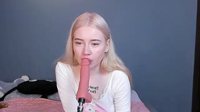 Lillie Berry online show from 04/28/26, 05:12