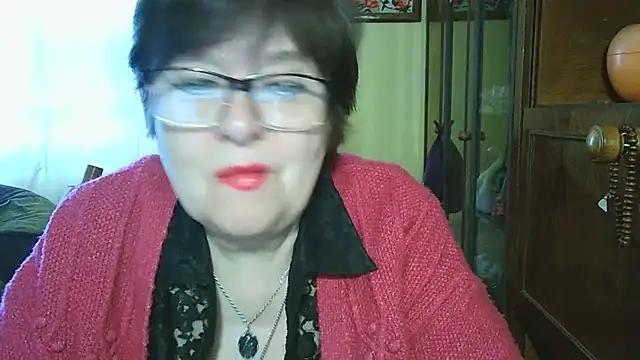 VeronicaGold511 online show from 04/26/26, 06:44