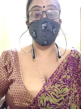 sweet-lotus online show from 11/10/25, 05:17