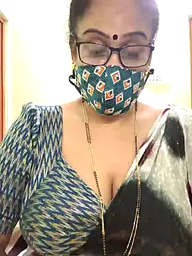 sweet-lotus online show from 11/13/25, 08:13