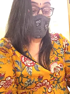 sweet-lotus online show from 04/06/26, 02:07