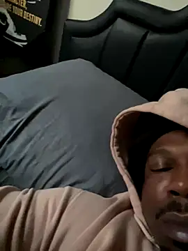 Snapshot of jrnice8tsix chatting on 10/02/25, 11:17 jrnice8tsix online show from 10/02/25, 11:17