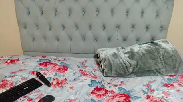 Babysex32 online show from 02/06/26, 12:30