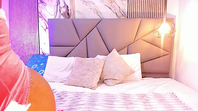 Tatihornyy online show from 04/01/26, 11:33