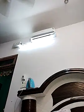 Cute-Janvi20 online show from 03/18/26, 06:44