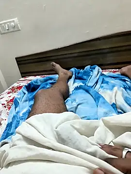 Snapshot of YoniTantraIndia chatting on 09/27/25, 07:41 YoniTantraIndia online show from 09/27/25, 07:41