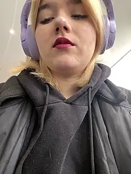 Cherry   Blossom online show from 10/06/25, 10:12