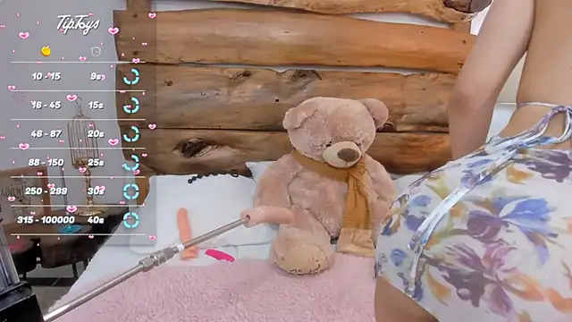 Snapshot of Vunnie_honeie chatting on 02/06/26, 03:55 Vunnie honeie online show from 02/06/26, 03:55