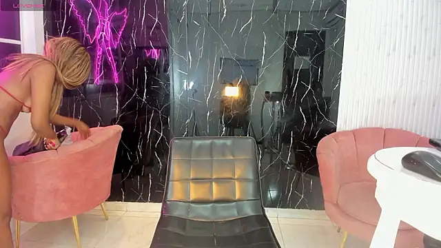 Nini Beyker online show from 03/07/26, 12:24