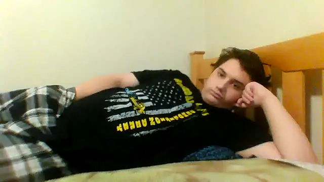 Snapshot of Breyyyyyyyy chatting on 10/31/25, 07:04 Breyyyyyyyy online show from 10/31/25, 07:04