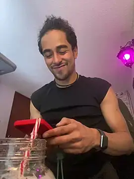 Oliver 11Ed online show from 04/02/26, 01:25