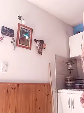 Snapshot of Ezecalfran chatting on 09/28/25, 05:07 Ezecalfran online show from 09/28/25, 05:07