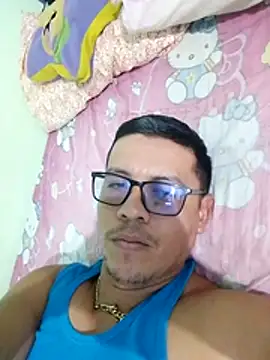 Snapshot of chamo9028 chatting on 05/09/26, 06:02 chamo9028 online show from 05/09/26, 06:02