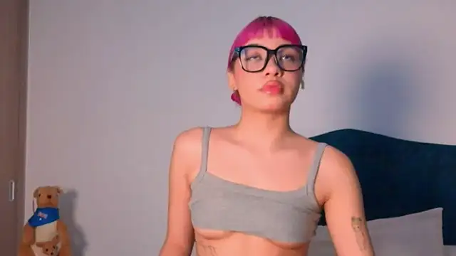 angelinhaaa online show from 12/22/25, 01:35