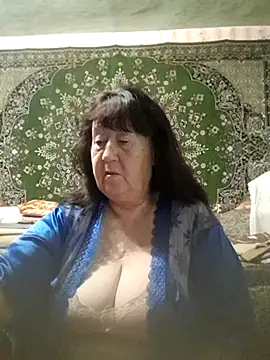 CrystalLime6411 online show from 11/16/25, 07:41