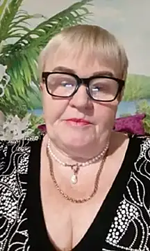 Snapshot of VioletSweet5566 chatting on 10/04/25, 03:32 VioletSweet5566 online show from 10/04/25, 03:32