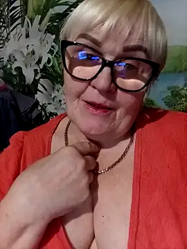 VioletSweet5566 online show from 02/14/26, 08:49