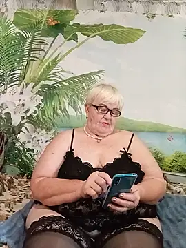 VioletSweet5566 online show from 07/06/26, 07:27