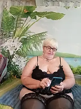 VioletSweet5566 online show from 07/14/26, 05:56