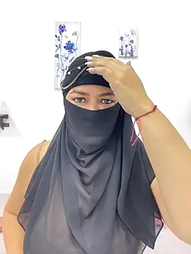 Amyraa  online show from 12/01/25, 03:33