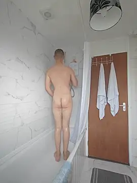 Snapshot of ASL70 chatting on 09/13/25, 03:01 ASL70 online show from 09/13/25, 03:01