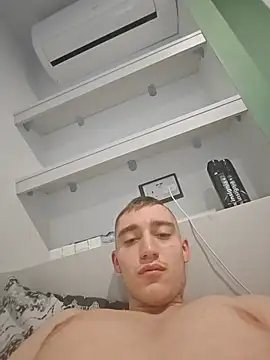 Snapshot of ASL70 chatting on 10/25/25, 12:56 ASL70 online show from 10/25/25, 12:56