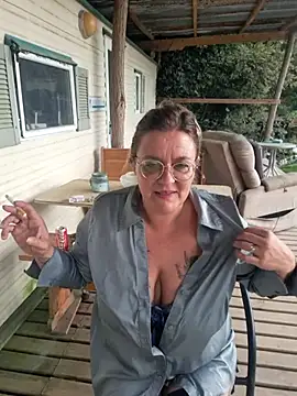 Misspapillon1840 online show from 09/16/25, 06:47