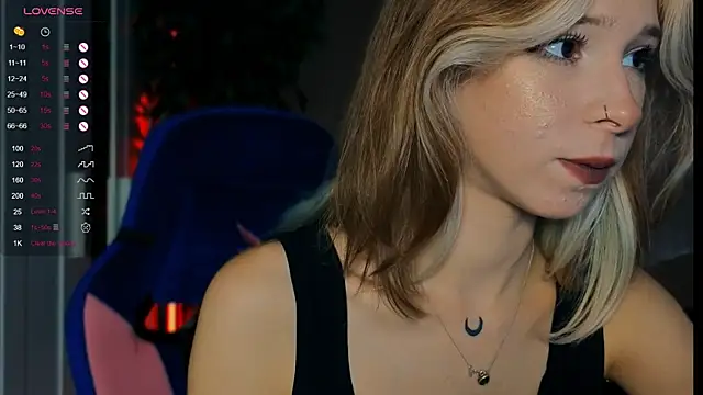 MiSeki online show from 10/31/25, 12:11