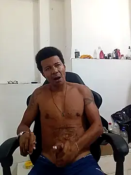 moreno25centimetro online show from 01/17/26, 04:00