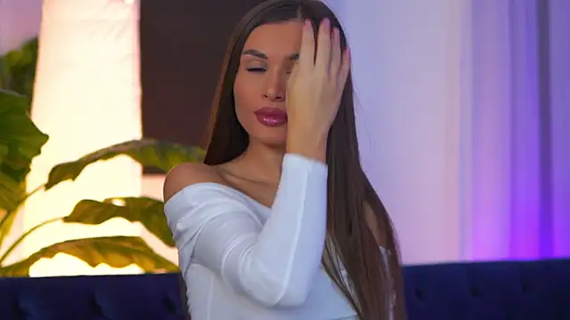 KyssaraPlay online show from 10/18/25, 07:03