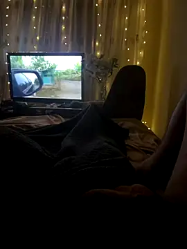 LuckyGirlfriends online show from 11/23/25, 09:03