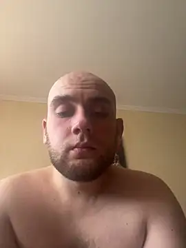 LuckyGirlfriends online show from 03/23/26, 10:08