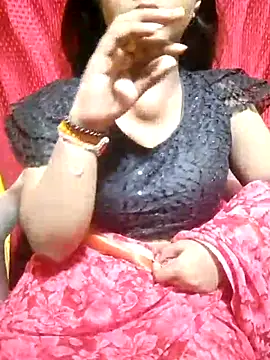 Snapshot of Babe_Doll04 chatting on 09/10/25, 06:57 Babe Doll04 online show from 09/10/25, 06:57