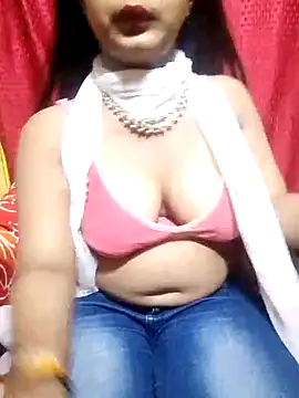 Snapshot of Babe_Doll04 chatting on 09/28/25, 06:19 Babe Doll04 online show from 09/28/25, 06:19