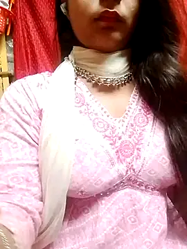 Snapshot of Babe_Doll04 chatting on 10/23/25, 04:06 Babe Doll04 online show from 10/23/25, 04:06