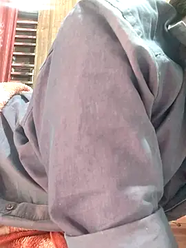 Radhika 01 online show from 11/21/25, 02:43