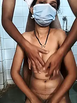 Shivani2002 online show from 09/11/25, 07:52