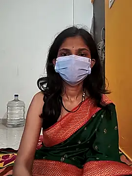 Shivani2002 online show from 12/04/25, 01:15