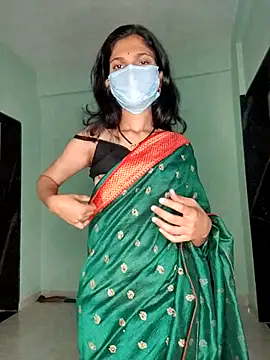 Shivani2002 online show from 02/08/26, 06:00