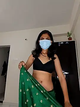Shivani2002 online show from 05/20/26, 04:46
