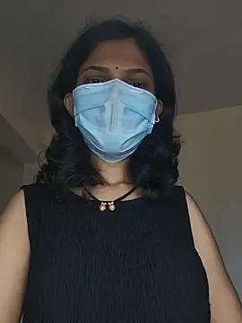 Shivani2002 online show from 06/18/26, 03:18