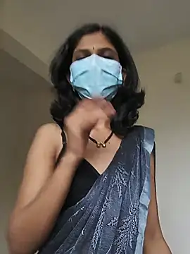Shivani2002 online show from 06/29/26, 10:15